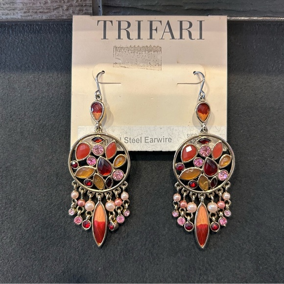 VTG Trifari Earrings Multi Shapes & Colors Drop Dangle Pierced Silver Tone NEW - Picture 4 of 4